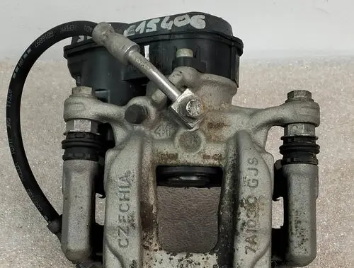 Volkswagen Tiguan Rear brake caliper 3WA615406
