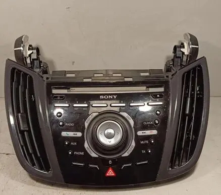 Head unit multimedia control
