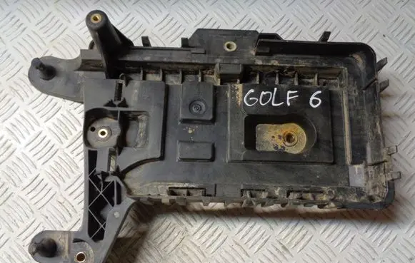 Volkswagen Golf VI Battery tray 1K0915333