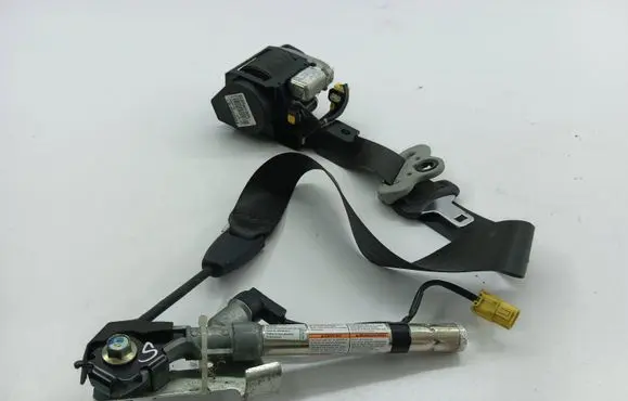 Honda CR-V Front seatbelt 81850SWWE0 X00504100