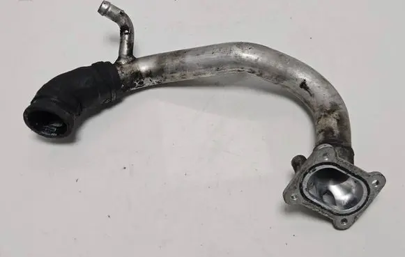BMW 1 E82 E88 Engine coolant pipe/hose 7558523040 14018