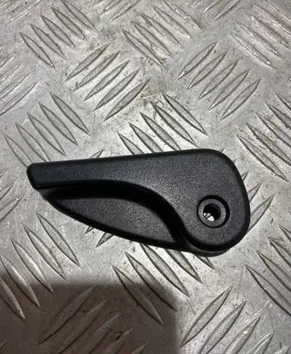Engine bonnet (hood) release handle