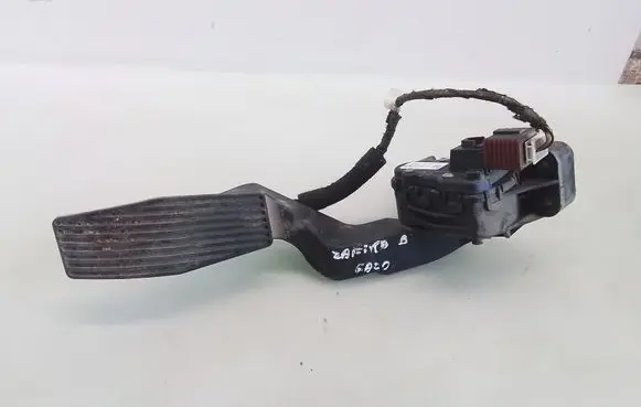 Opel Zafira B Accelerator throttle pedal 9202341