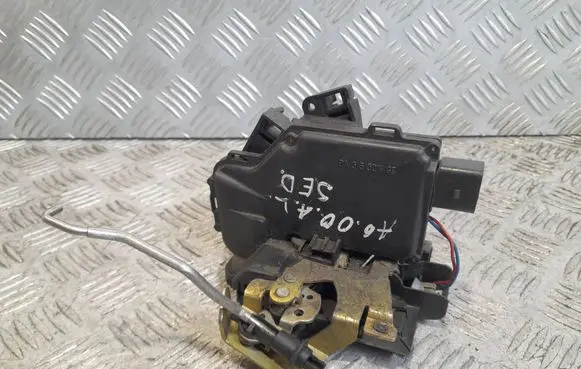 Audi A6 S6 C5 4B Rear door lock