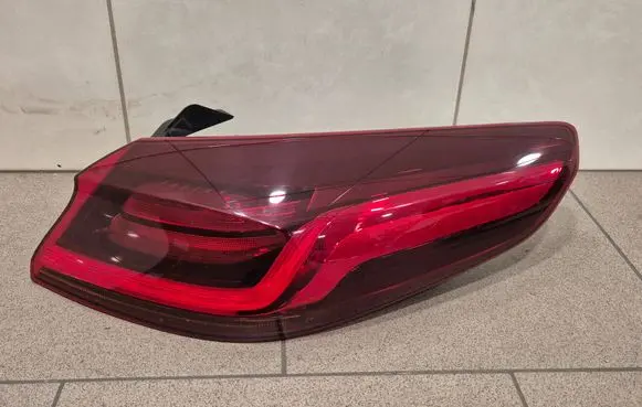 KIA Xceed Rear/tail lights 92402J73 92402J7350