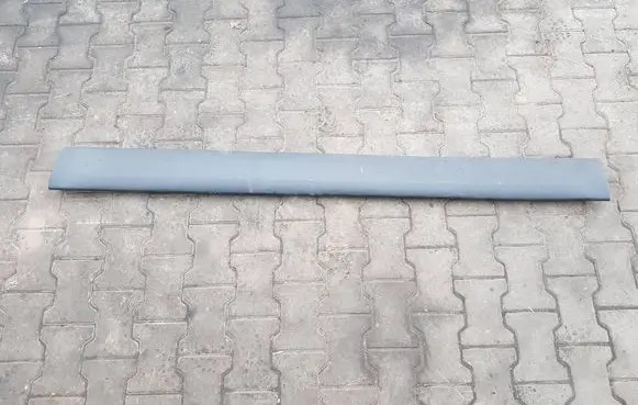 Skoda Yeti (5L) Foot area side trim 
