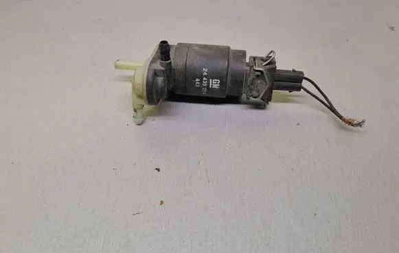 Opel Vectra C Windscreen/windshield washer pump 24439254