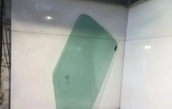 Citroen Jumper Front door window glass four-door 43R001582 AS2M3240DOT682