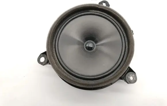 Toyota Yaris Cross Front door speaker 861600D450