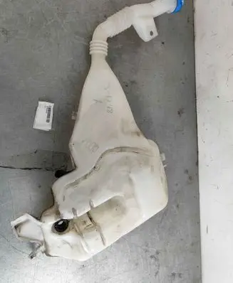 Tesla Model S Windshield washer fluid reservoir/tank 100540000C