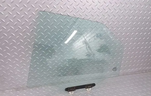 Honda Civic Rear door window glass 73450SMGE00
