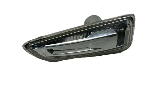 Opel Astra J Front fender indicator light 13273103 30276