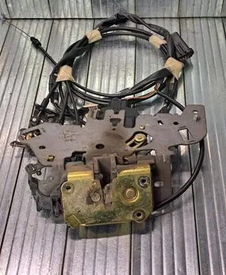 Chrysler Voyager Sliding door lock 800786
