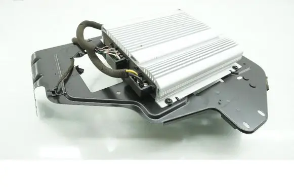 Volvo C70 Sound amplifier 3533876