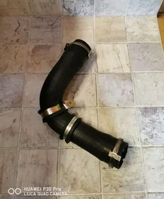 Ford Fiesta Air intake duct part 9684673780