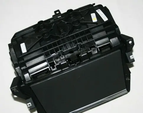 Cup holder front