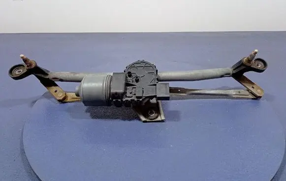 Lancia Ypsilon Front wiper linkage and motor 3397020595