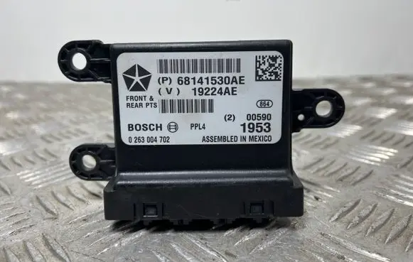 Jeep Grand Cherokee Parking PDC control unit/module P68141530AE
