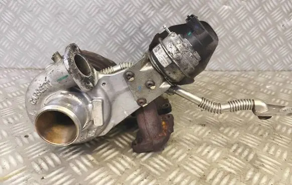 Opel Insignia A Turbo 55581063 7851373
