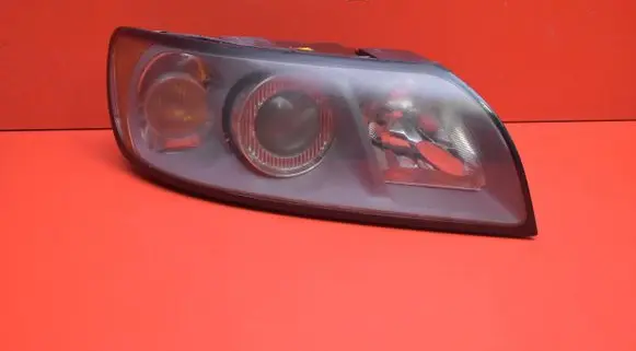 Volvo V50 Headlight/headlamp 30698886