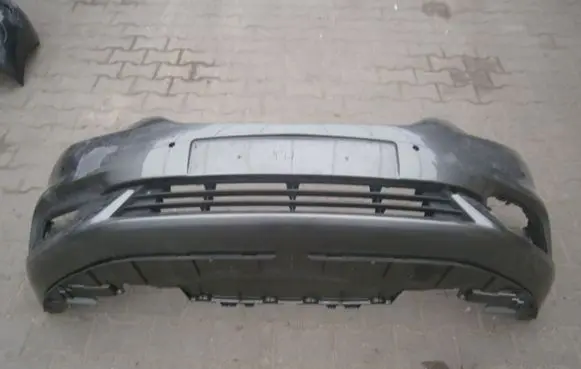 Opel Zafira C Front bumper