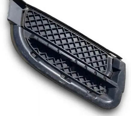 BMW 1 E82 E88 Front bumper lower grill 51117178712