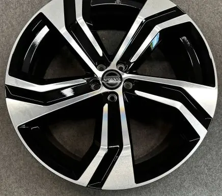 Volvo XC90 R22 alloy rim 32209412