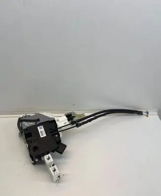 Hyundai Tucson TL Front door lock 81310D7600