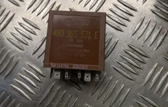 Audi A6 S6 C5 4B Other relay 4B0955531E