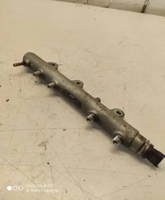 Ford Ranger Fuel main line pipe 0445214076