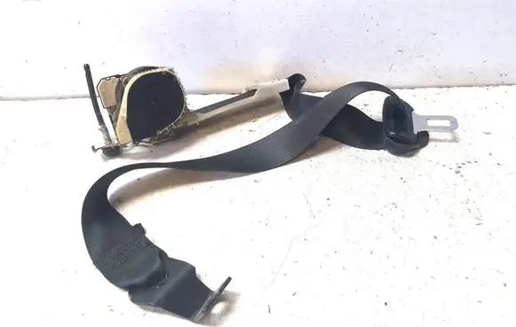 Opel Zafira A Front seatbelt 33004615