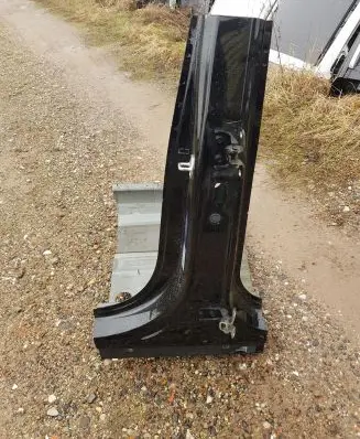 KIA Sorento Pillar (middle)