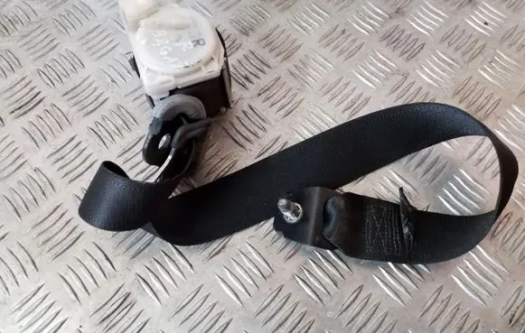 Opel Zafira A Third row seat belt 90580906