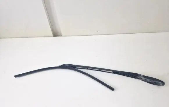 Audi A8 S8 D3 4E Front wiper blade arm 4E1955408B