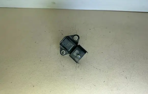 Hyundai ix35 Air pressure sensor 3930084400 9490930502 04329BV