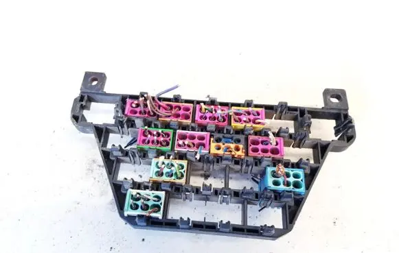Audi A6 S6 C4 4A Fuse box set 4a0937545