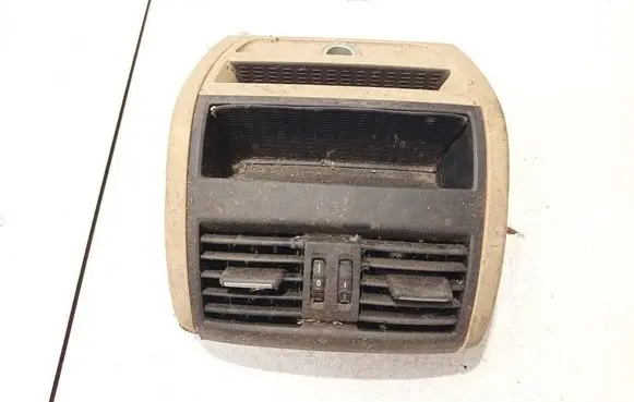 BMW 5 GT F07 Dash center air vent grill 5116920666403 25795012