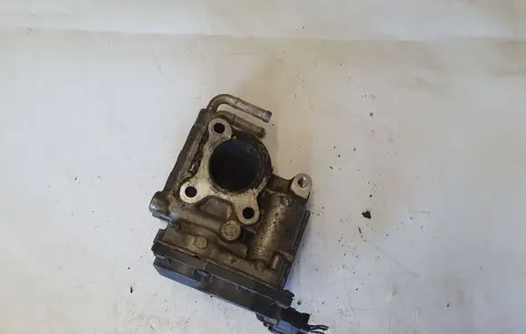 Toyota Avensis T270 Throttle valve 258000R010 VN1501000041