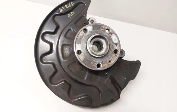 Front wheel hub