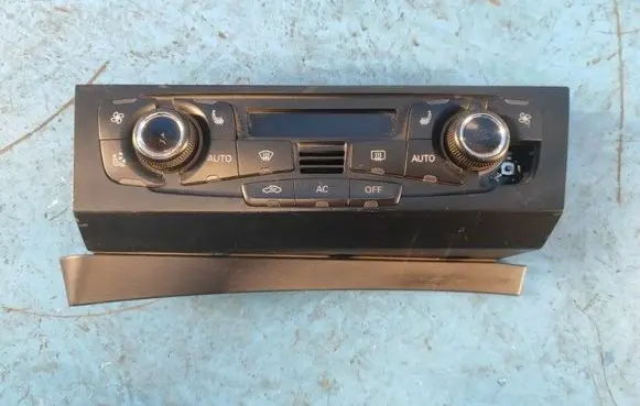Audi Q5 SQ5 Air conditioning/heating control unit 8T1820043AC