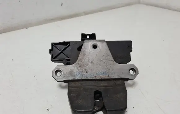 Ford Focus Tailgate/trunk/boot lock/catch/latch 3M51P448A66AA