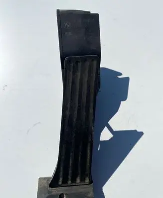 BMW 5 E60 E61 Accelerator throttle pedal 6762482 25916010