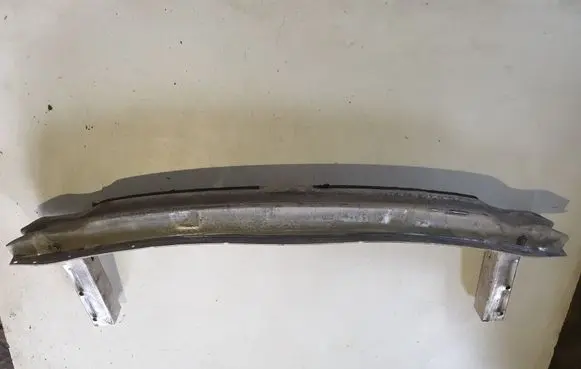 Audi A4 S4 B6 8E 8H Front bumper cross member