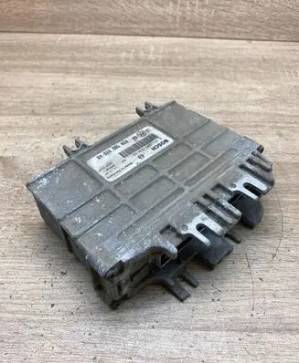 Volkswagen Golf III Engine control unit/module ECU 030906026AB 0261203650