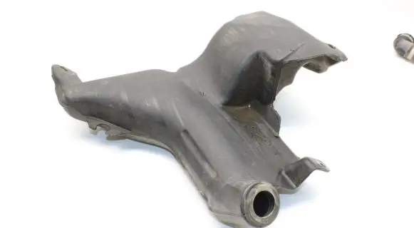 Opel Insignia B Windshield washer fluid reservoir/tank 39215617