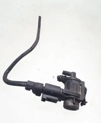 Vacuum valve