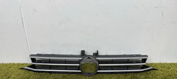 Volkswagen Touran III Front bumper upper radiator grill 5ta853653b