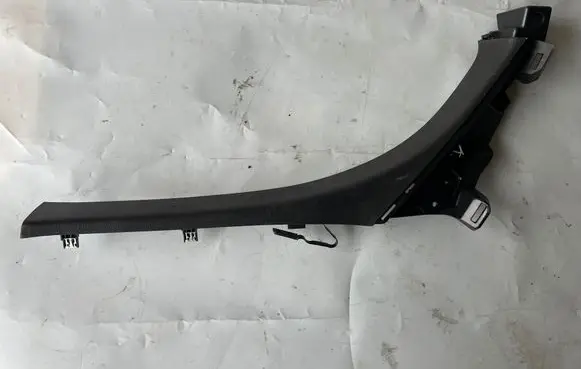 Dodge Durango III (D)pillar trim (top) I01018070BLR 5KU85DX9AD