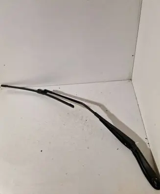 Volvo XC60 Front wiper blade arm 30753526