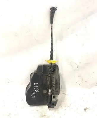BMW X3 E83 Front door lock